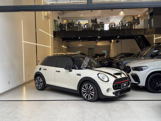 MINI COOPER 2.0 16V TWINPOWER GASOLINA S 4P STEPTRONIC MINI COOPER 2.0 16V TWINPOWER GASOLINA S 4P STEPTRONIC